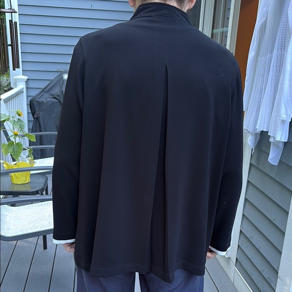 Women's Black and White Blanque Jacket - Picture 3 of 9